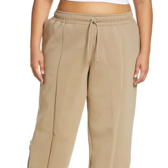 Nike Air Jordan Capsule Suit Pants, Beige & Grey, NWT, 20/22, 2x, (3x), $120+ - Picture 1 of 6